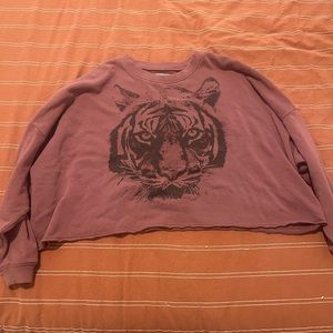 Gently used American Eagle cropped crewneck